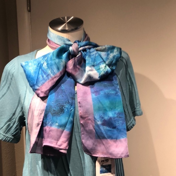 Blue and Purple Women's Scarf - Picture 6 of 16